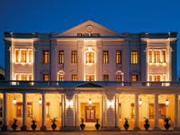 ストランド・ホテル